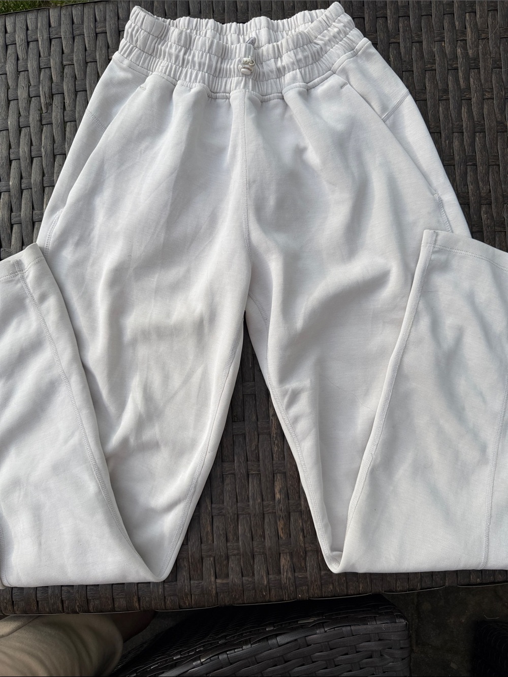 lululemon athletica Elastic Waistband Pants